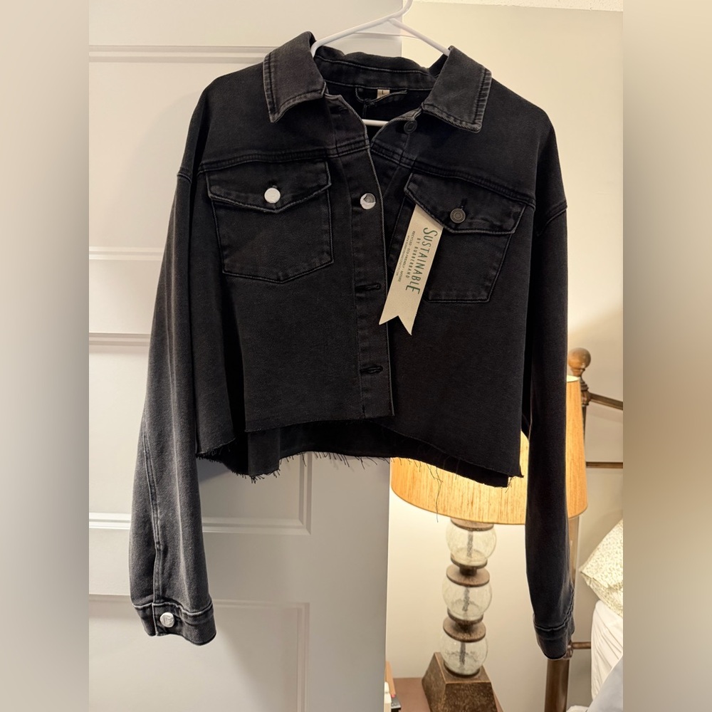 Black Cropped Denim Jacket